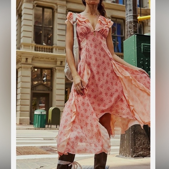 Free People Dresses & Skirts - Free People Joaquin Maxi Dress in Peach NWT XL